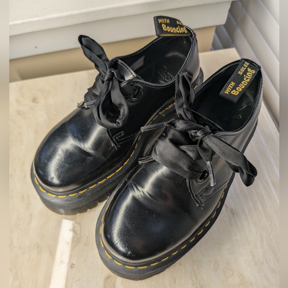 Dr. Martens Black Leather Holly Oxfords - Size 5 - Picture 3 of 8